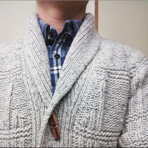 Banana Republic men’s shawl cardigan - size S